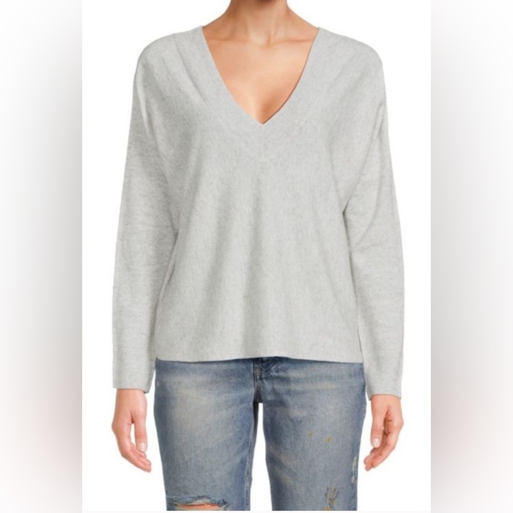 Vince Lightweight Cashmere and Linen Sweater